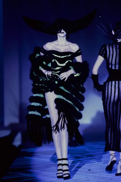 Look 61